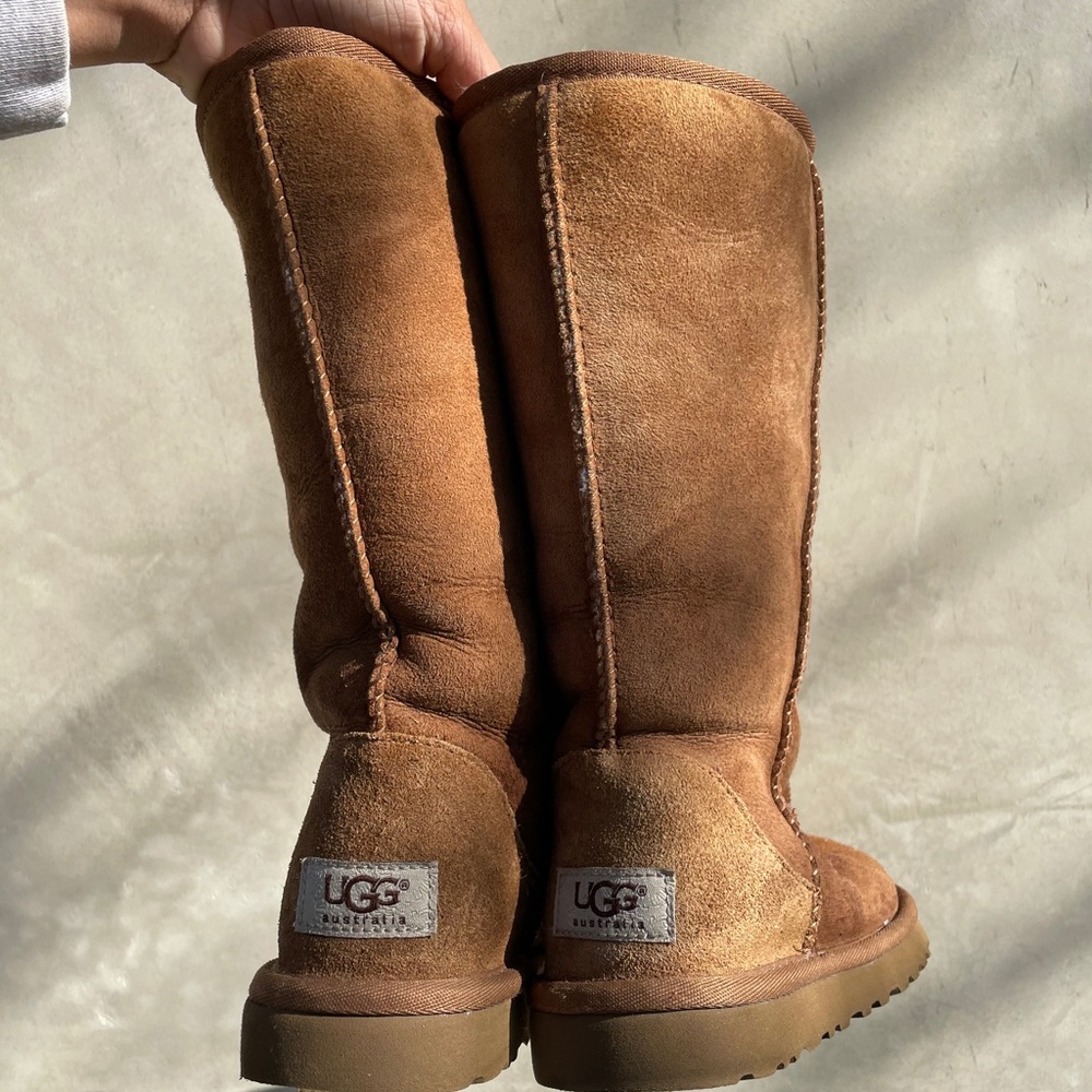 TALL TAN UGG BOOTS